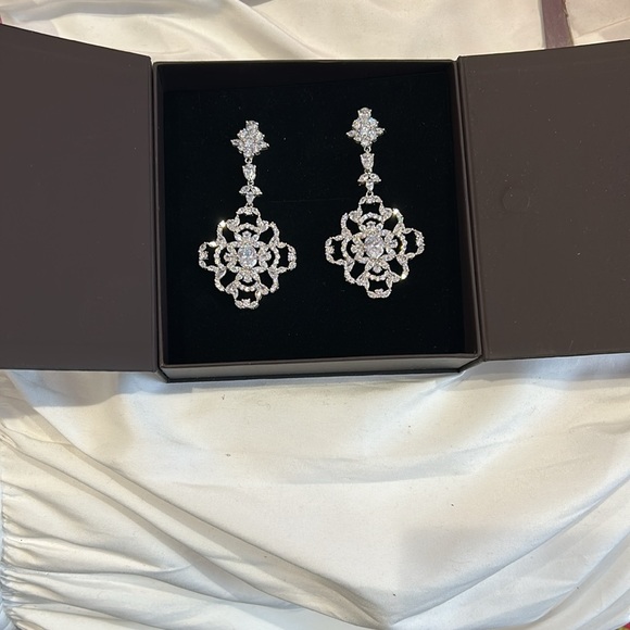 Stunning Byzantine Swarovski Statement Earrings-Boutique - Picture 8 of 9